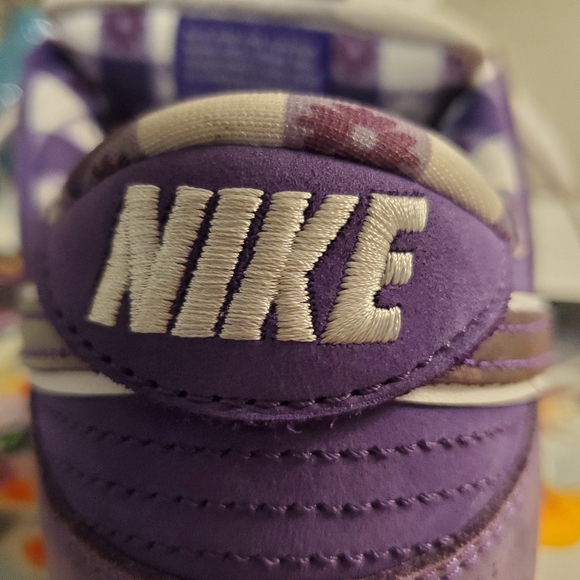 NIKE SB DUNK LOW PURPLE LOBSTER SIZE 10.5 USED- LOOKS NEW- COMES W/BOX AUTHENTIC - Picture 5 of 16